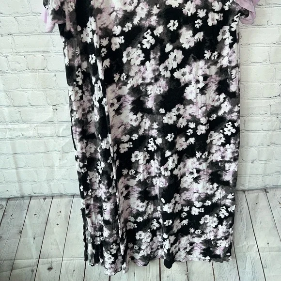 Secret Treasures Black, Purple & White floral long dress size XL - Picture 4 of 8